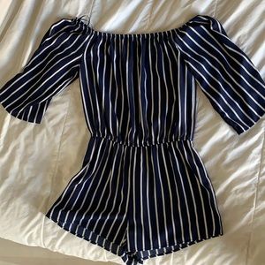 Forever 21 Off the shoulder romper 💙